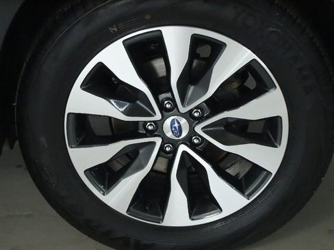 Certified 2023 Subaru Outback Limited XT image 39