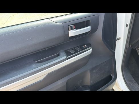 Used 2016 Toyota Tundra SR AWD/4WD image 7