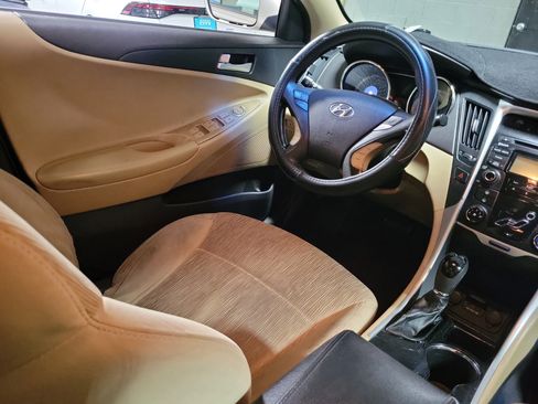 Used 2012 Hyundai Sonata GLS image 14