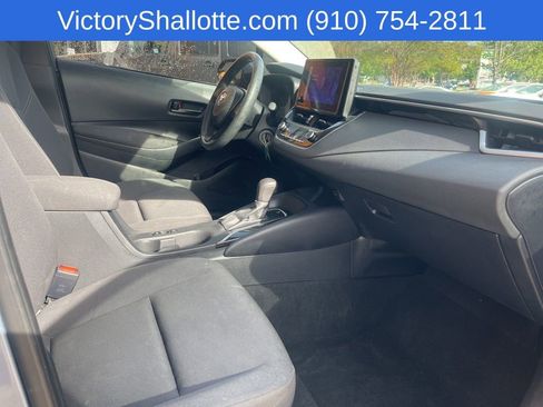 Used 2023 Toyota Corolla LE FWD image 18