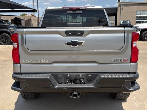 Used 2024 Chevrolet Silverado 1500 ZR2 w/ Technology Package AWD/4WD image 6