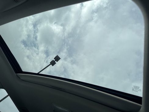 Used 2010 Toyota Sequoia SR5 image 11