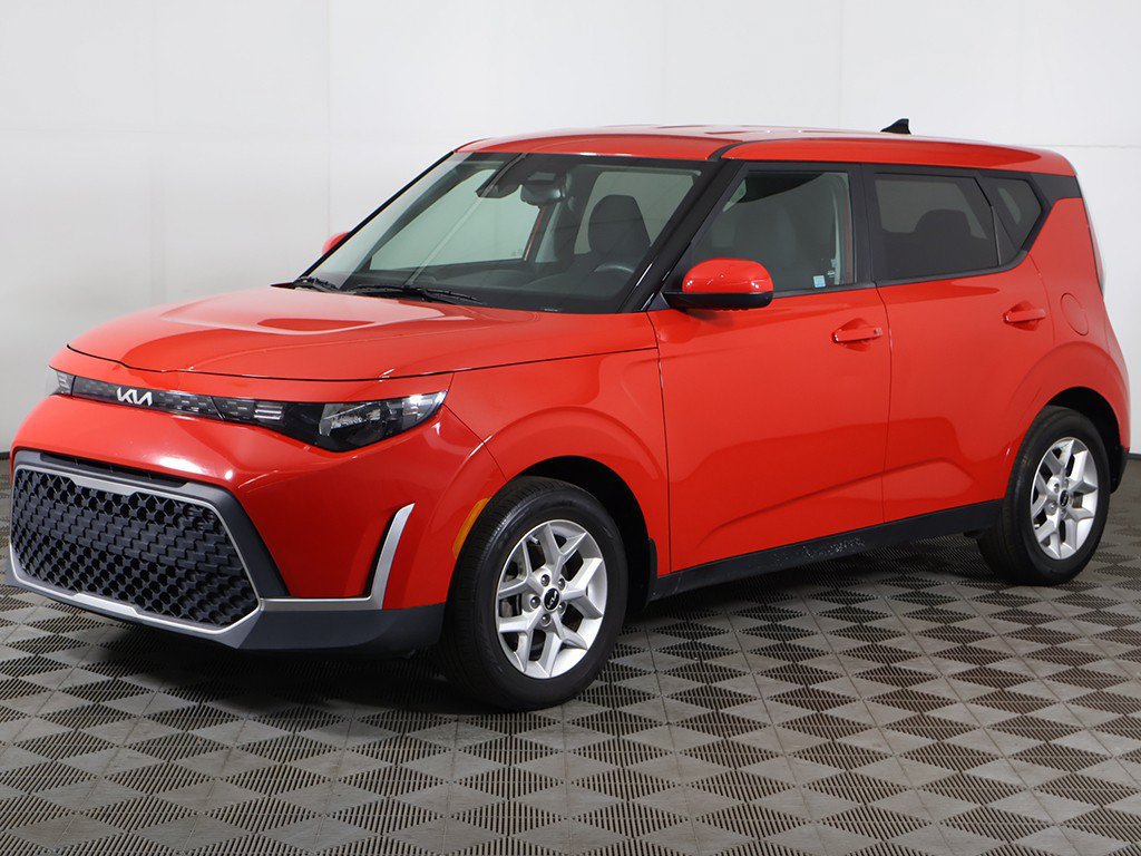 Used 2024 Kia Soul S FWD image 7