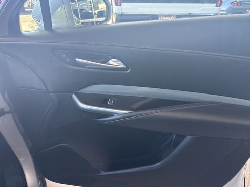 Used 2020 Cadillac XT4 Premium Luxury image 19