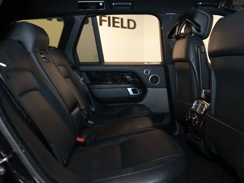Used 2019 Land Rover Range Rover HSE image 13