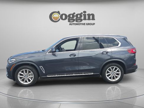 Used 2021 BMW X5 xDrive40i w/ Convenience Package image 2