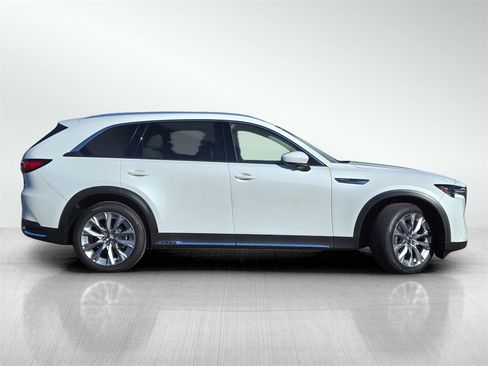 Certified 2025 MAZDA CX-90 3.3 Turbo w/ Premium Plus Pkg image 3