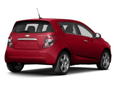 Used 2013 Chevrolet Sonic LS FWD image 2