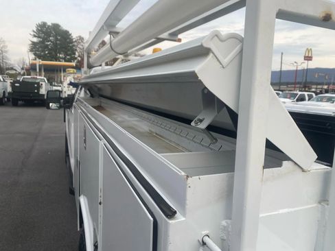 Used 2011 Ford F350 XL image 33