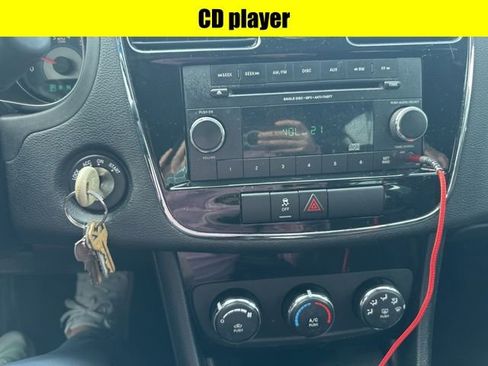 Used 2014 Chrysler 200 LX image 6