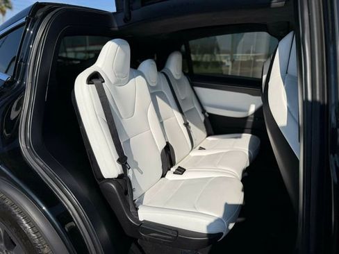 Used 2018 Tesla Model X P100D image 13