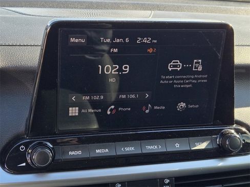 Used 2023 Kia Forte LXS image 16