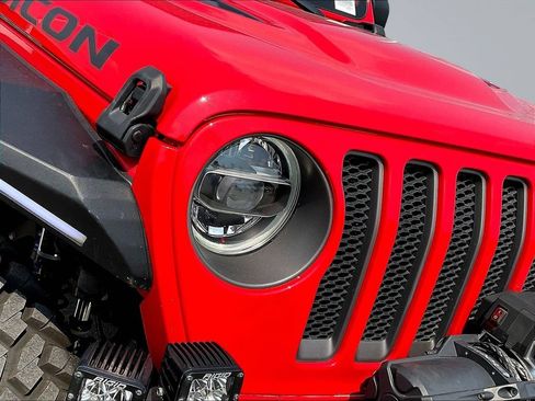 Used 2019 Jeep Wrangler Unlimited Rubicon AWD/4WD image 31