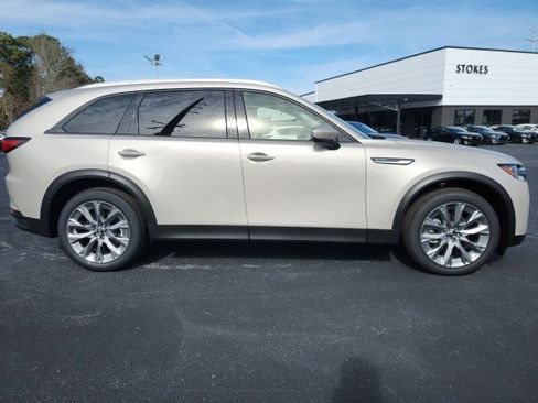 New 2026 MAZDA CX-90 3.3 Turbo w/ Preferred Package image 2
