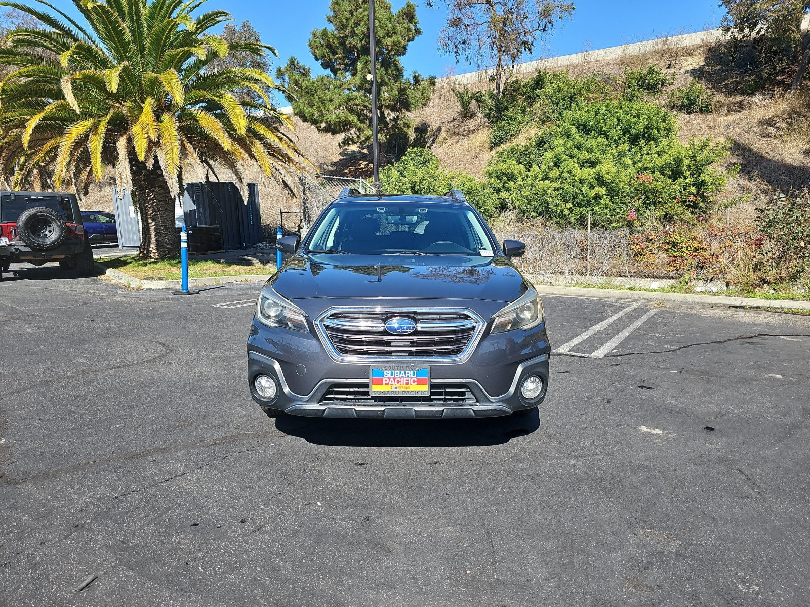 Used 2019 Subaru Outback 2.5i Limited AWD/4WD image 2