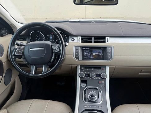 Used 2016 Land Rover Range Rover Evoque SE AWD/4WD image 9