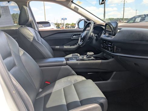Used 2021 Nissan Rogue SL w/ Premium Package FWD image 36