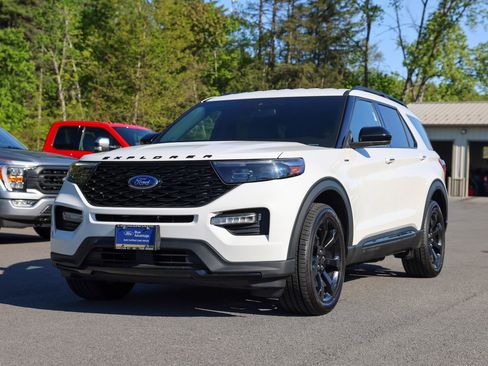 Certified 2022 Ford Explorer ST-Line w/ Class IV Trailer Tow Package AWD/4WD image 1