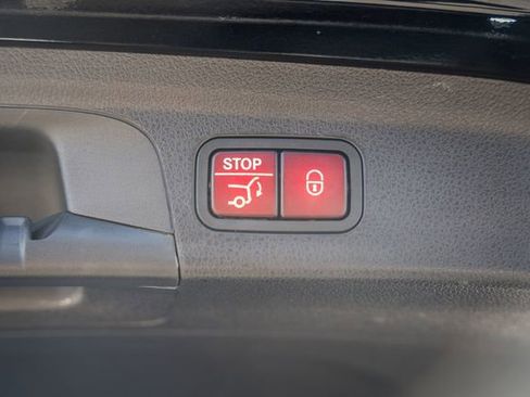 Used 2023 Mercedes-Benz GLE 350 4MATIC image 11