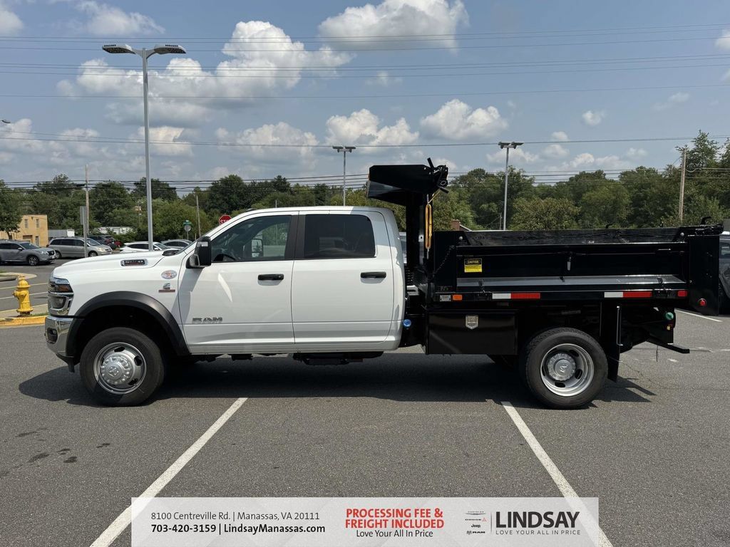 New 2026 RAM 5500 4x4 Crew Cab image 5