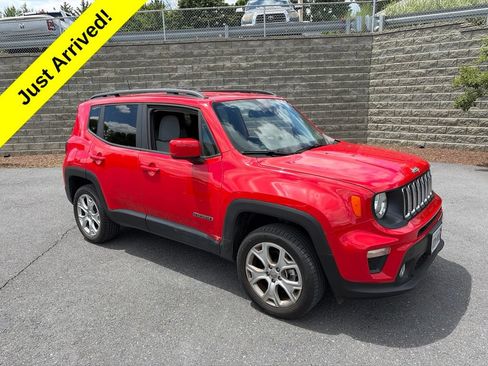 Used 2019 Jeep Renegade Latitude w/ Cold Weather Group AWD/4WD image 1