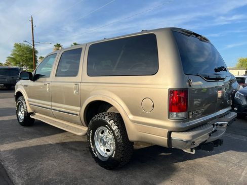 Used 2002 Ford Excursion Limited AWD/4WD image 3