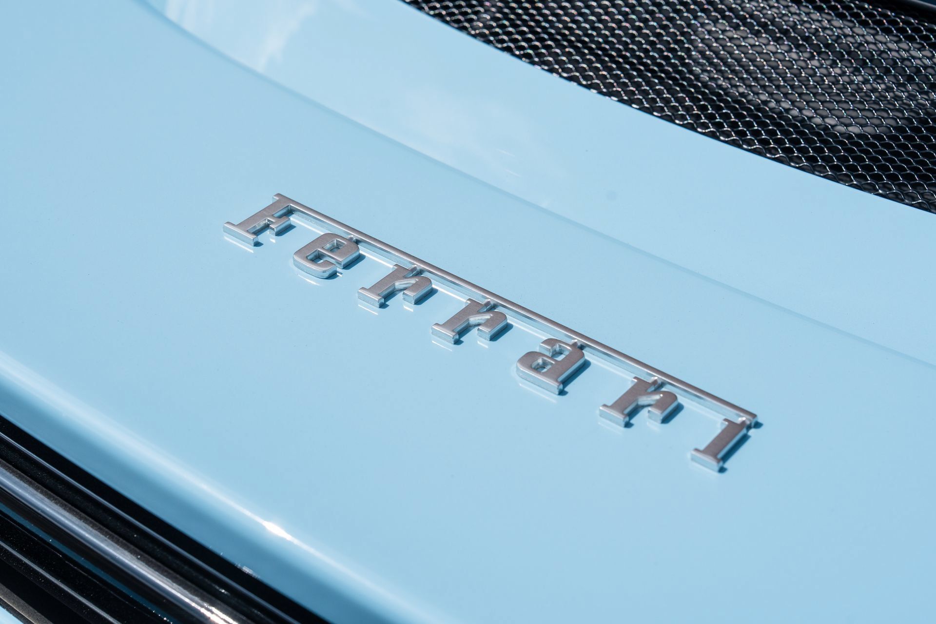 Used 2024 Ferrari 296 GTB RWD image 9