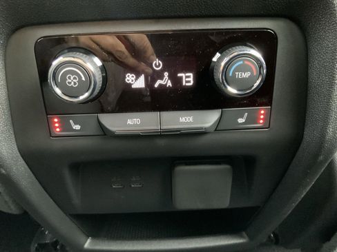 New 2026 Chevrolet Traverse High Country image 28