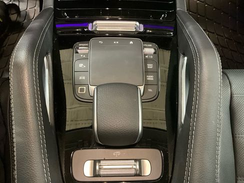 Used 2025 Mercedes-Benz GLS 450 4MATIC image 38