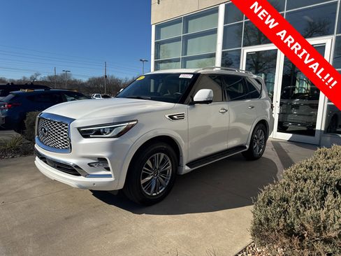 Certified 2022 INFINITI QX80 Luxe w/ Cargo Package image 2