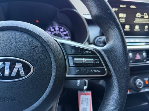 Used 2021 Kia Forte LXS FWD image 14