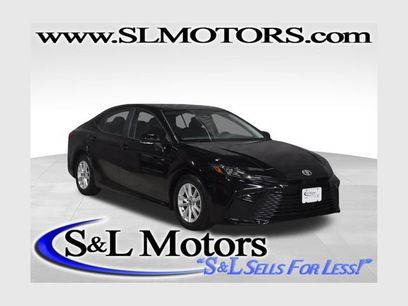 Used 2025 Toyota Camry LE