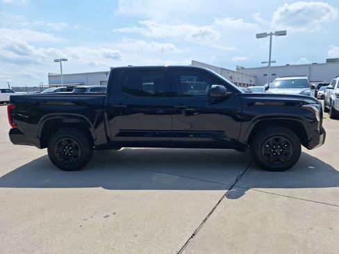 Used 2026 Toyota Tundra SR AWD/4WD image 7