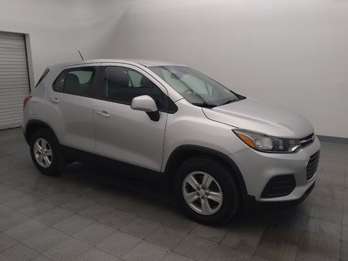 Used 2017 Chevrolet Trax LS image 11