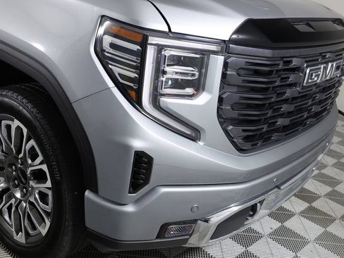 Used 2025 GMC Sierra 1500 Denali Ultimate AWD/4WD image 46
