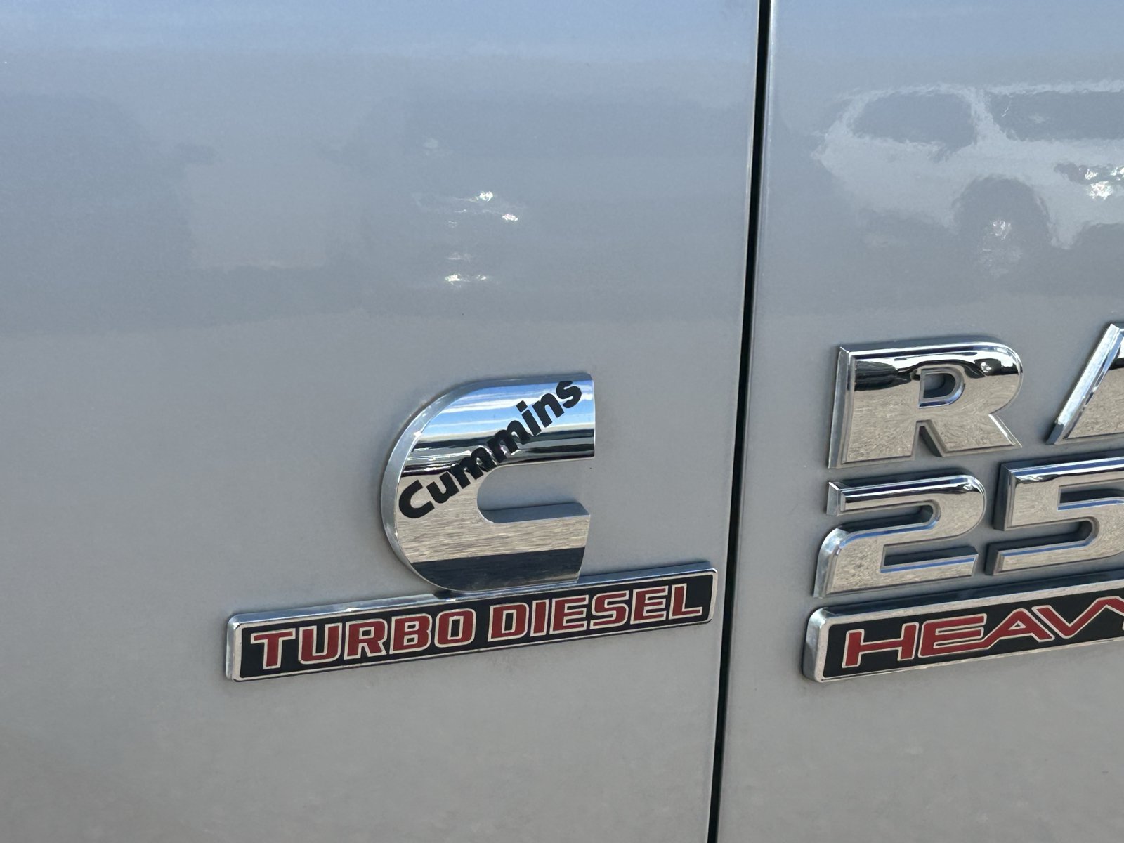 Used 2018 RAM 2500 SLT AWD/4WD image 13