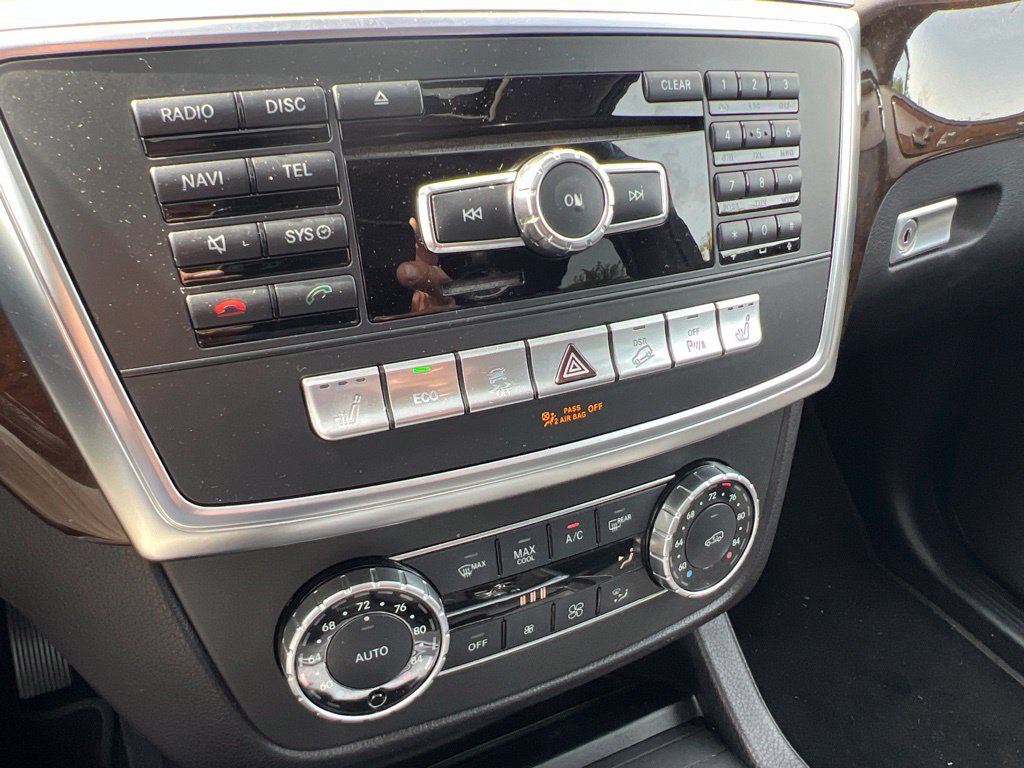 Used 2015 Mercedes-Benz ML 250 BlueTEC 4MATIC image 32