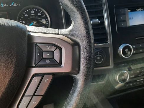Used 2018 Ford Expedition XLT AWD/4WD image 17