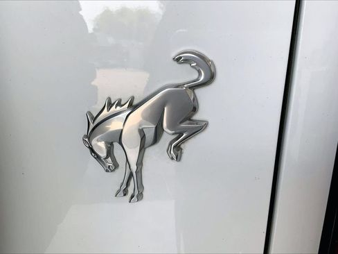 Used 2022 Ford Bronco Outer Banks AWD/4WD image 9