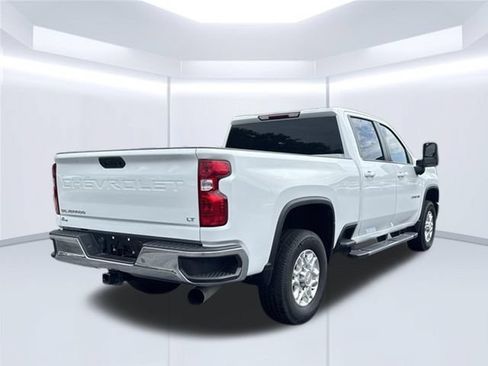 Used 2025 Chevrolet Silverado 2500 LT AWD/4WD image 9