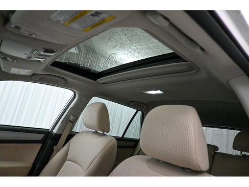 Used 2019 Subaru Outback 2.5i Premium w/ Popular Package #2 image 18