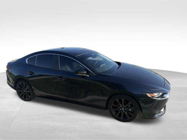 Used 2025 MAZDA MAZDA3 s FWD image 2