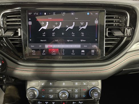 Used 2024 Dodge Durango GT image 26