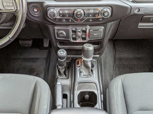 Used 2021 Jeep Gladiator Sport AWD/4WD image 20