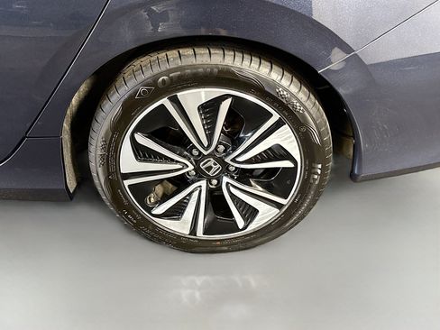 Used 2016 Honda Civic EX-L image 37