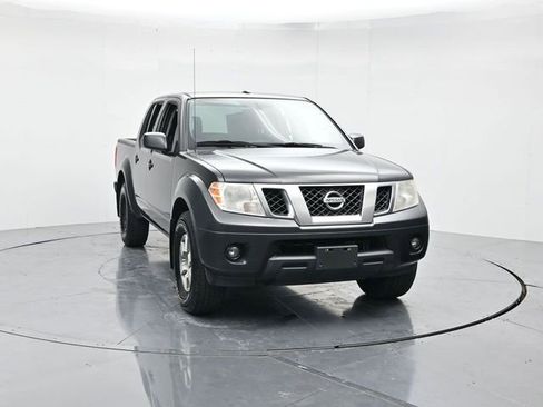Used 2013 Nissan Frontier PRO-4X image 4