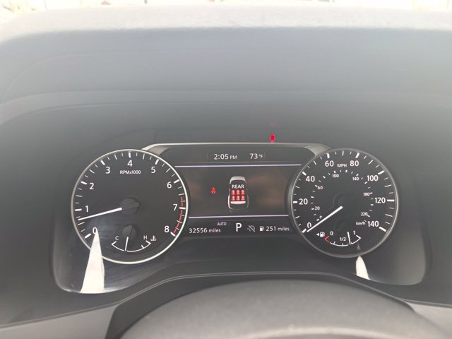 Used 2024 Nissan Pathfinder S AWD/4WD image 12
