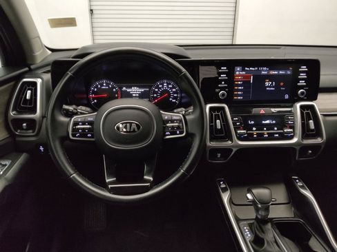 Used 2021 Kia Sorento EX w/ Panoramic Sunroof Package FWD image 22