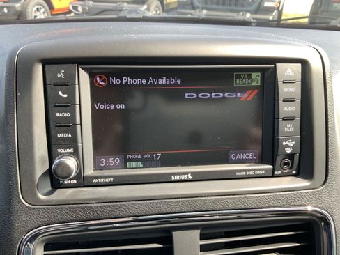 Used 2019 Dodge Grand Caravan SE w/ UConnect Hands-Free Group FWD image 29
