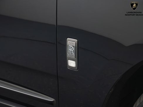 Used 2022 Rolls-Royce Cullinan Black Badge w/ Dark Exterior Package image 3